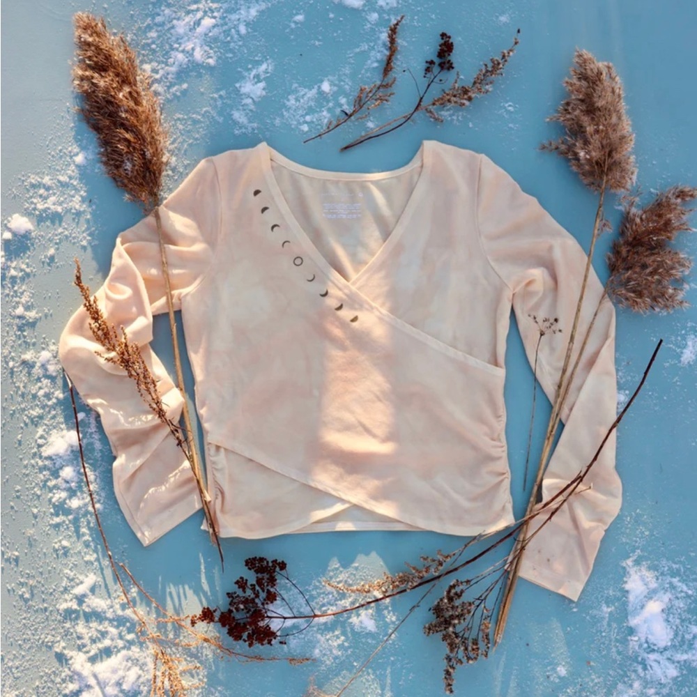 “Light Calls Us Home” long sleeve Purusha People 3X